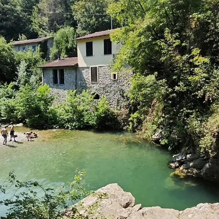 Margherite Vila